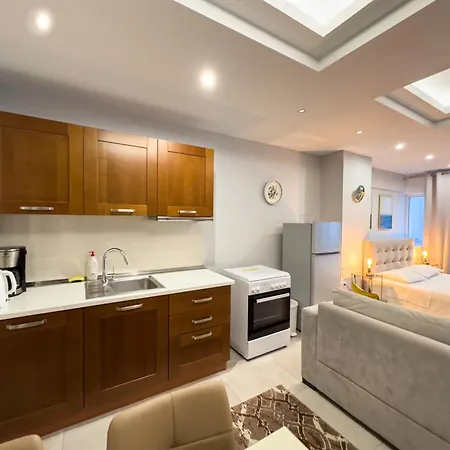 Glamorous & Spacious Renovated Apartment, Syntagma, Dt Athènes Extérieur photo