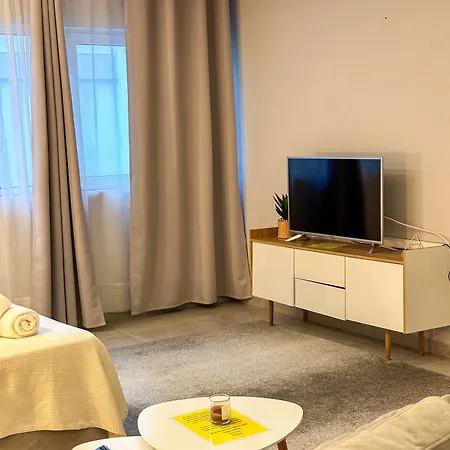 Glamorous & Spacious Renovated Apartment, Syntagma, Dt Athènes Extérieur photo