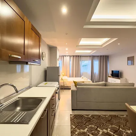 Glamorous & Spacious Renovated Apartment, Syntagma, Dt Athènes Extérieur photo