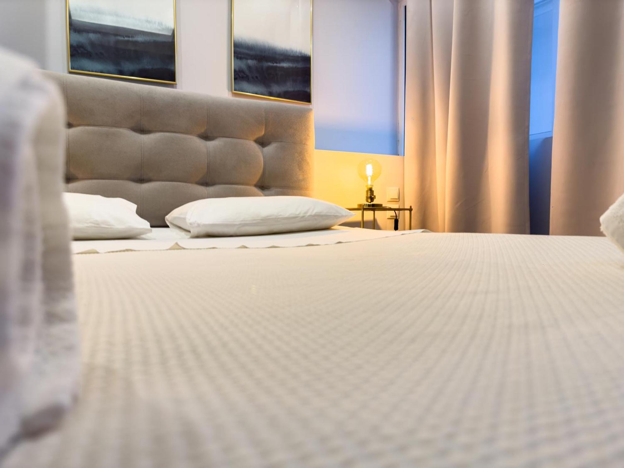 Glamorous & Spacious Renovated Apartment, Syntagma, Dt Appartement