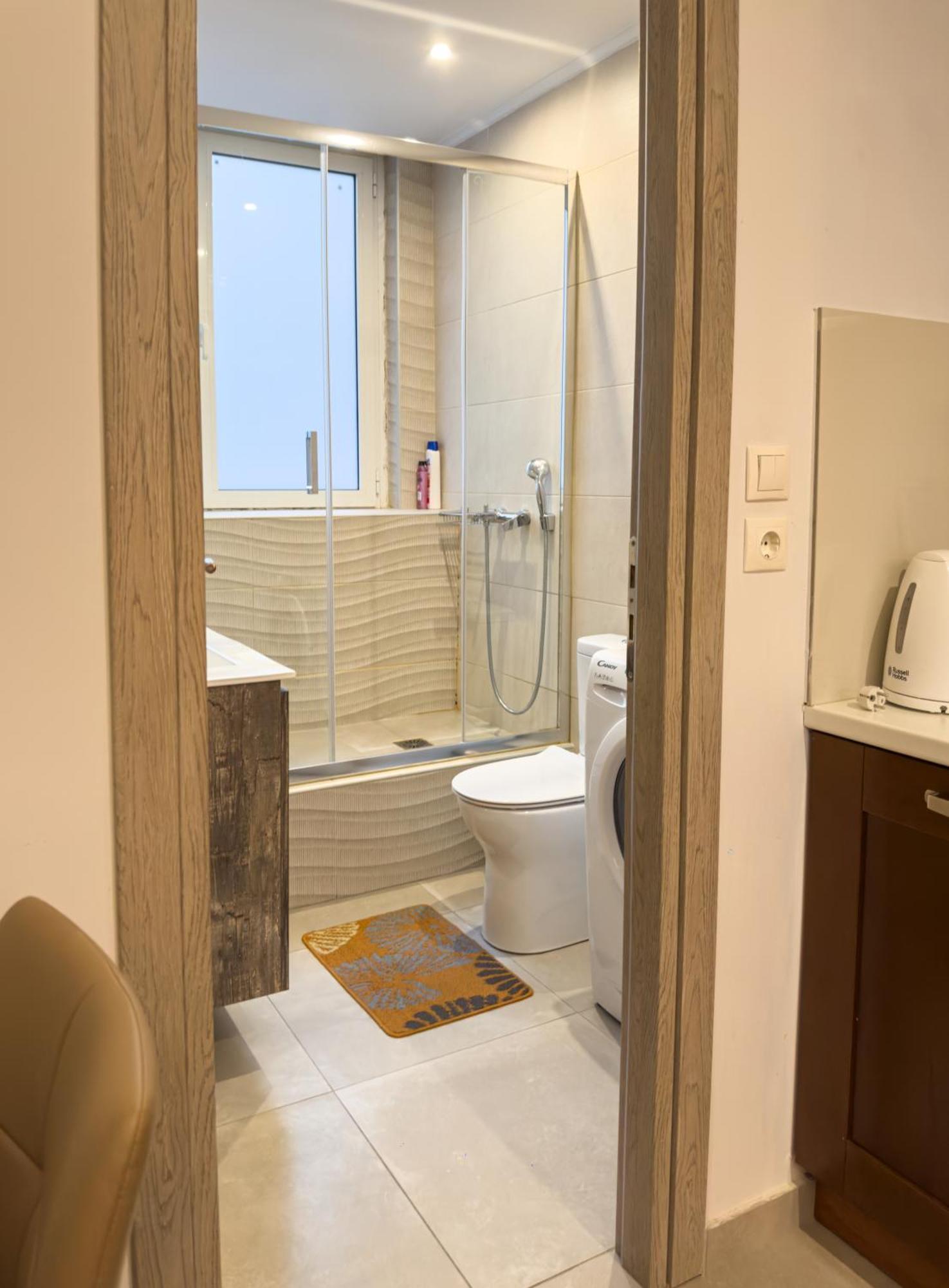 Appartement Glamorous & Spacious Renovated Apartment, Syntagma, Dt