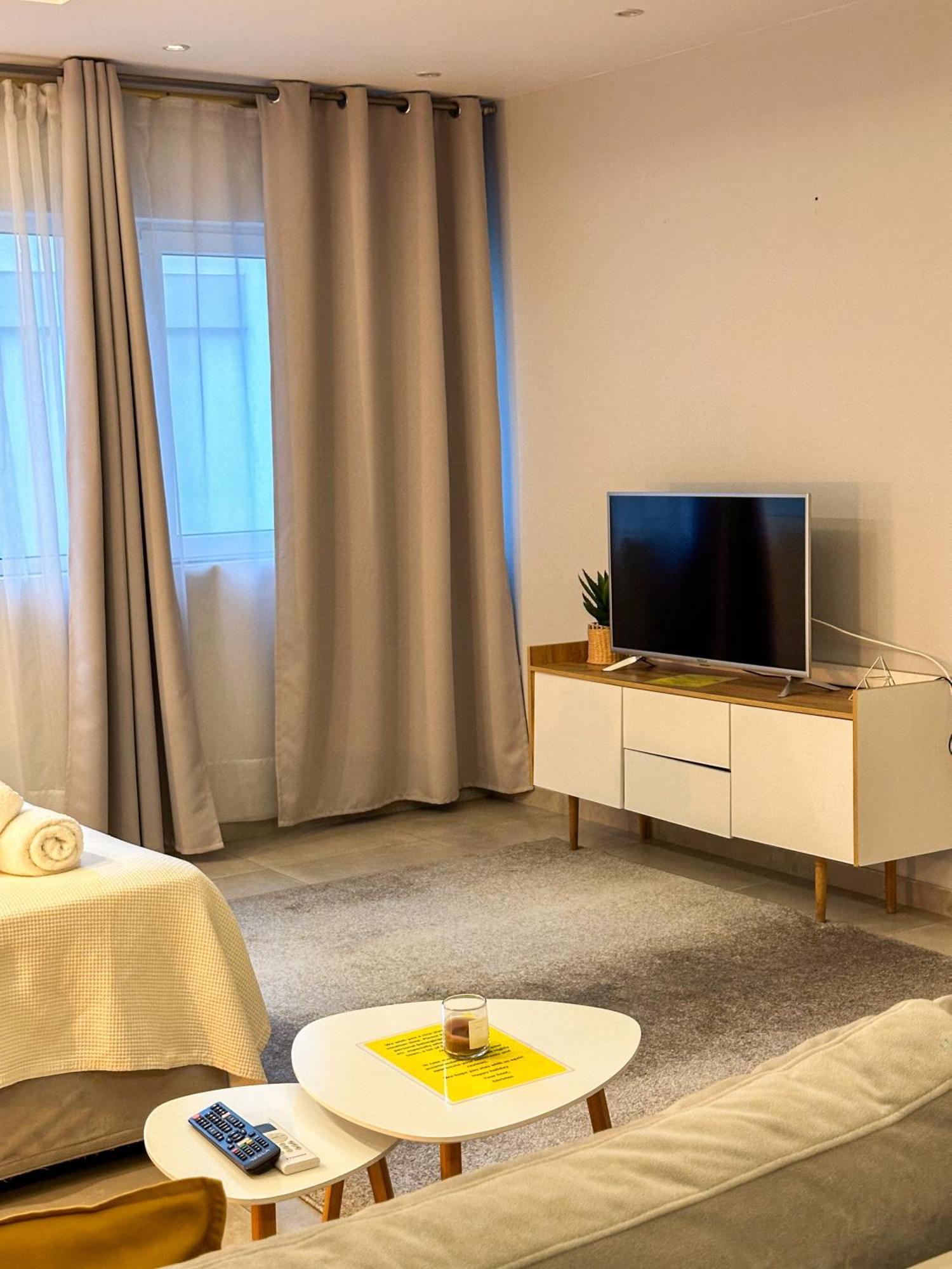 Glamorous & Spacious Renovated Apartment, Syntagma, Dt Apartmán